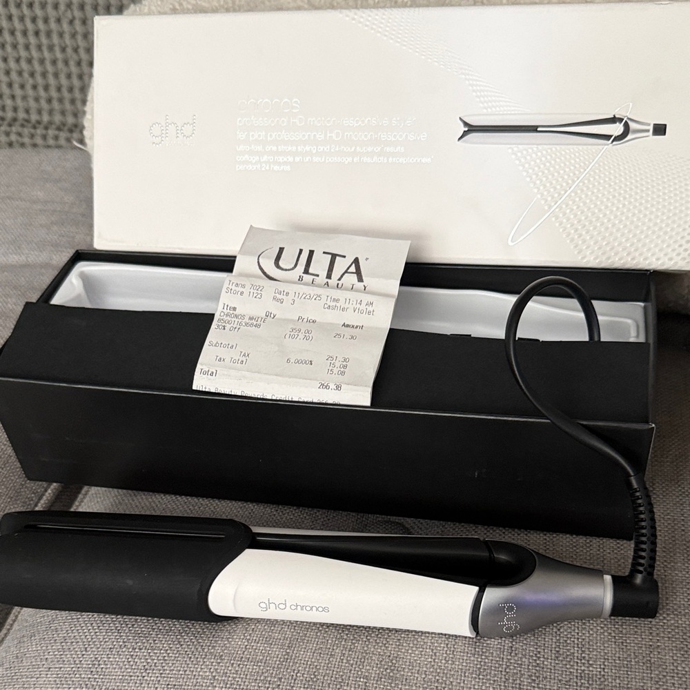 ghd Platinum+ Styler in Black and Silver *like brand new*